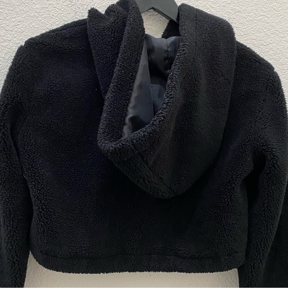 FASHION NOVA Don't Dream It's Over Black Fuzzy Cropped Jacket Size M - Picture 8 of 14